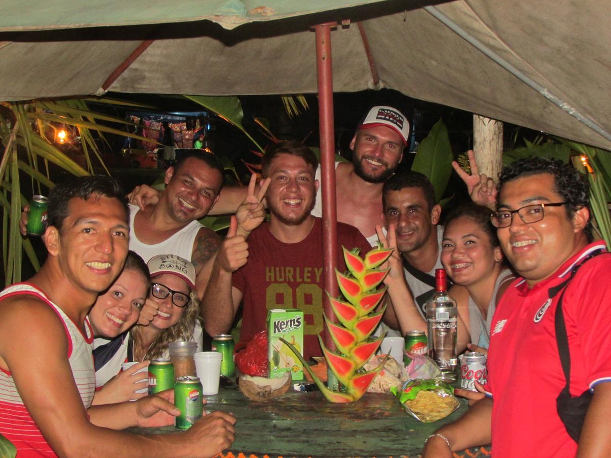 Coconut Hostel Bocas Town Ngoại thất bức ảnh