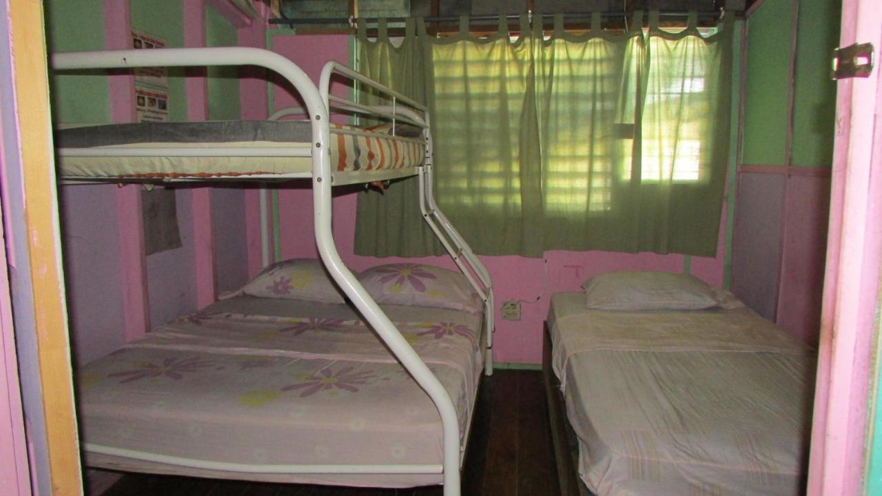Coconut Hostel Bocas Town Ngoại thất bức ảnh