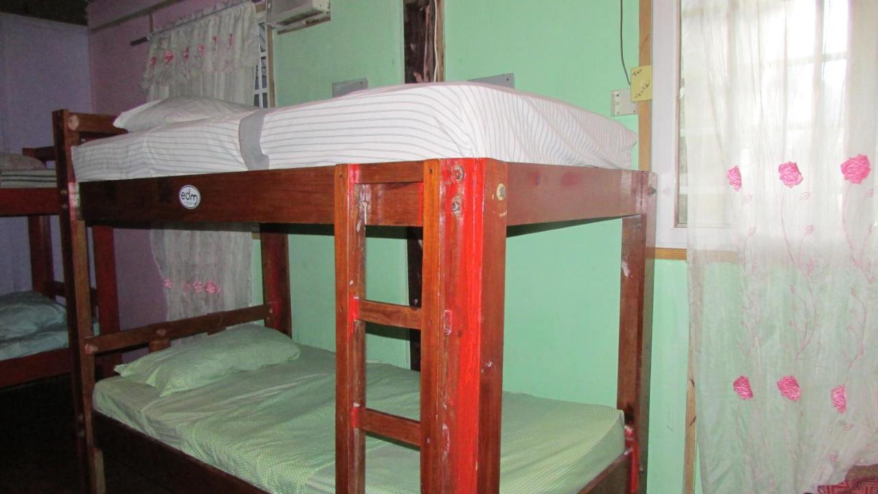 Coconut Hostel Bocas Town Ngoại thất bức ảnh